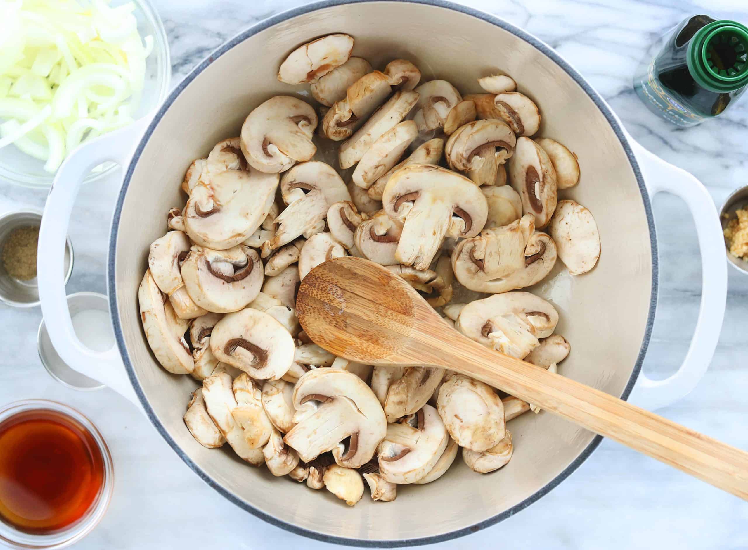 Chicken Marsala Casserole is bursting with flavor! chicken marsala, chicken, chicken marsala casserole, casserole, casserole recipes, chicken recipes, iambaker Mushrooms